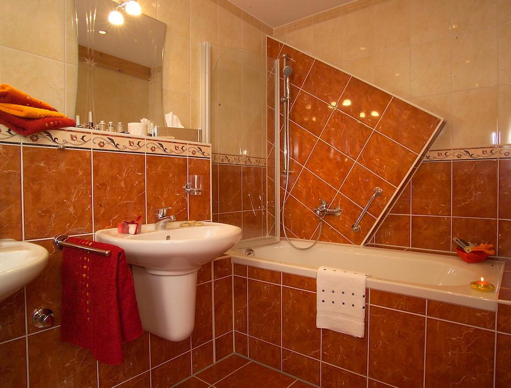 Cleo'S Hotel Kallstadt Δωμάτιο φωτογραφία