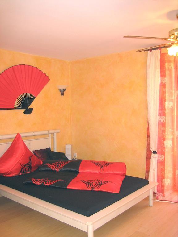 Cleo'S Hotel Kallstadt Δωμάτιο φωτογραφία