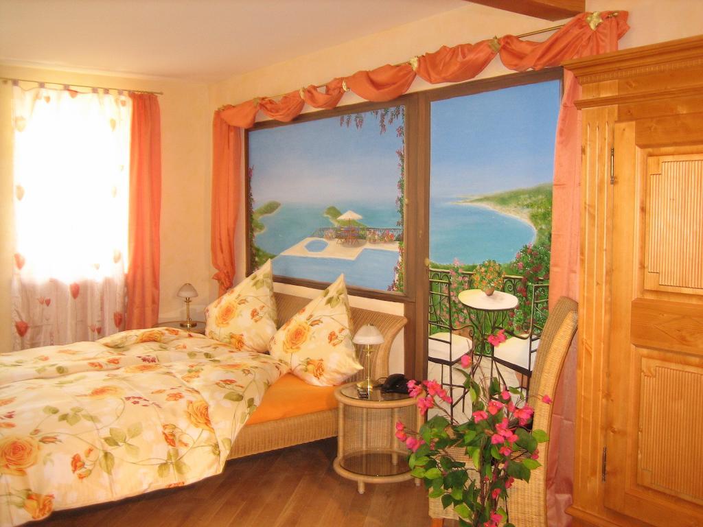 Cleo'S Hotel Kallstadt Δωμάτιο φωτογραφία